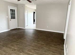 1725 Burnham St, West Columbia, SC 29169