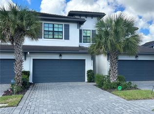 7509 Carnegie Way, Naples, FL 34119