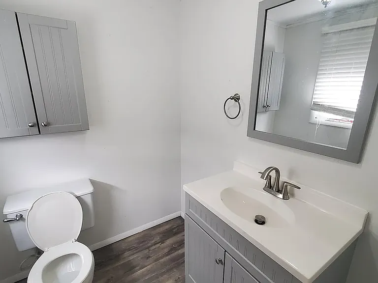 621 King St #621 — Photo 14