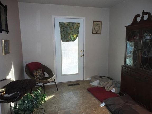 5th image of 1104 N 1st St