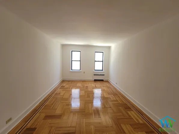 160 Beach 117th St, Far Rockaway, NY