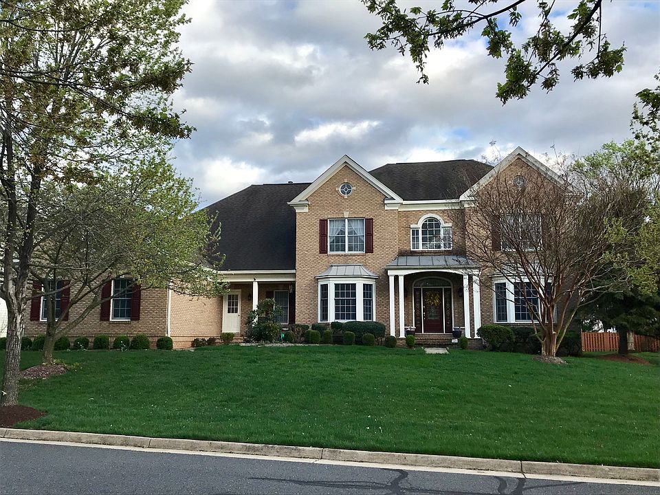1st image of 15069 Sawgrass Pl