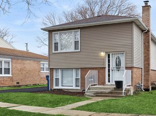 2808 W 140th Pl, Blue Island, IL