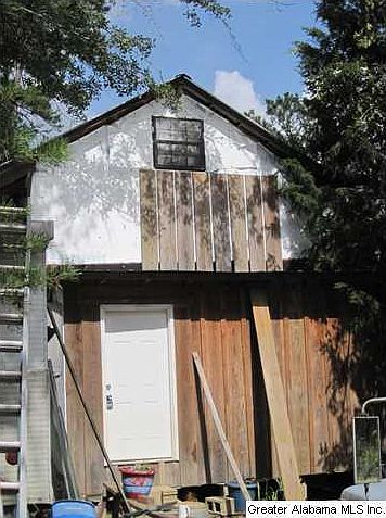 2nd image of 141 County Road 822