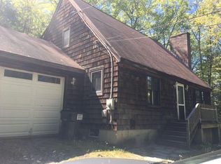 7 Orchard Rd, Belchertown, MA 01007