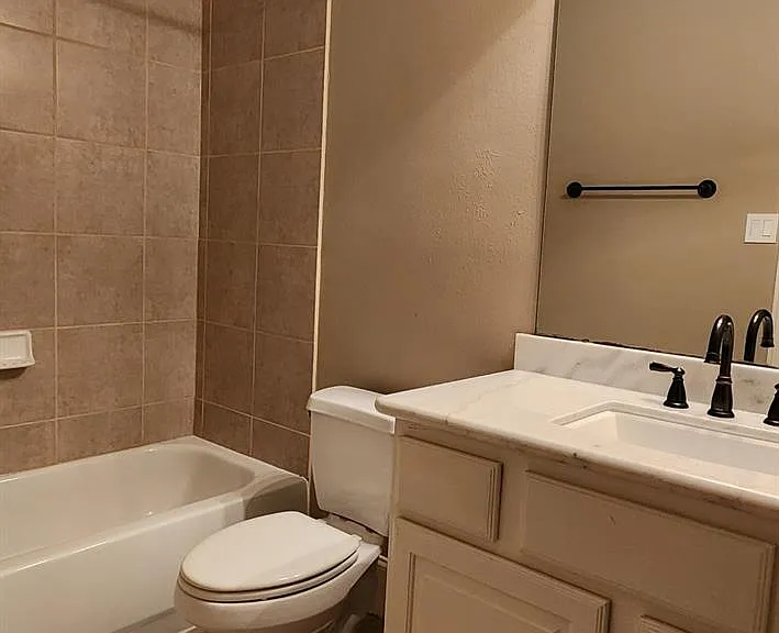 4619 Trembling Forest Ln — Photo 18