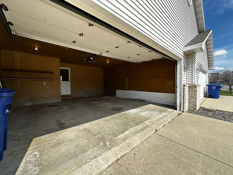 1525-1527 Okeefe Rd — Photo 42