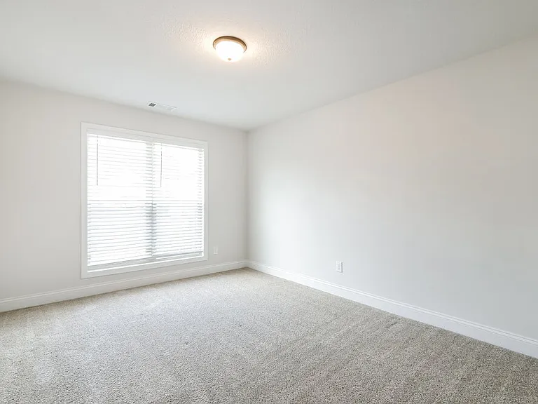 128 Heartland Cir — Photo 14