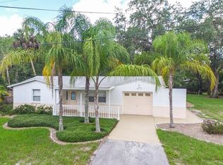 8811 Doris Ln, New Port Richey, FL 34654