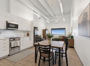 The Hub Podium, Calgary, AB T2M 5C7