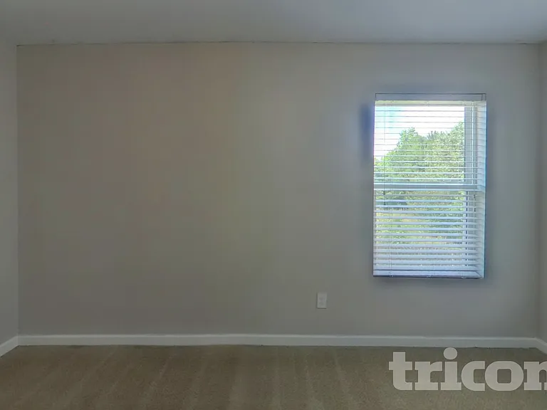 283 Pernell Dr — Photo 11