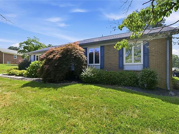 5th image of 1802 Norwich Dr