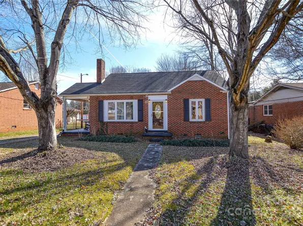 1221 Elizabeth Ave, Statesville, NC 28677