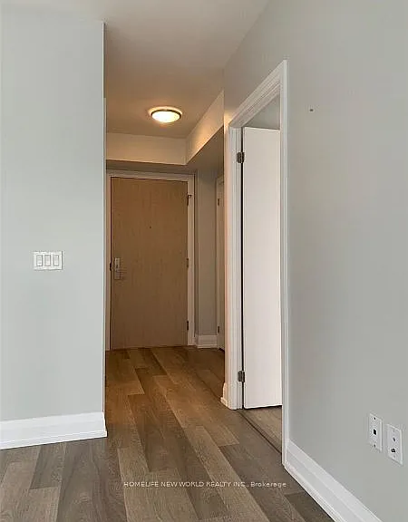 77 Mutual St #705 — Photo 5