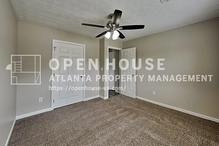 658 Castlebrooke Way SE — Photo 12