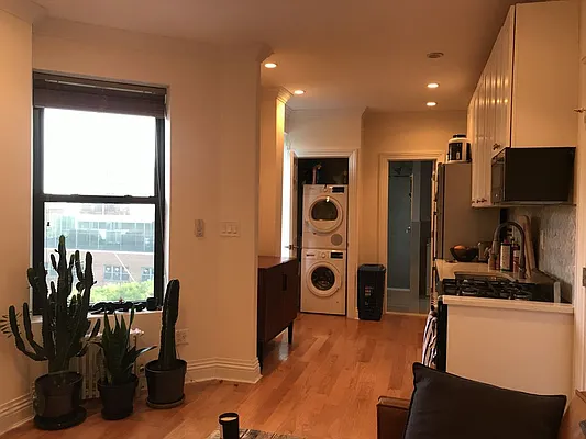 Rented by Brick&Mortar | media 31