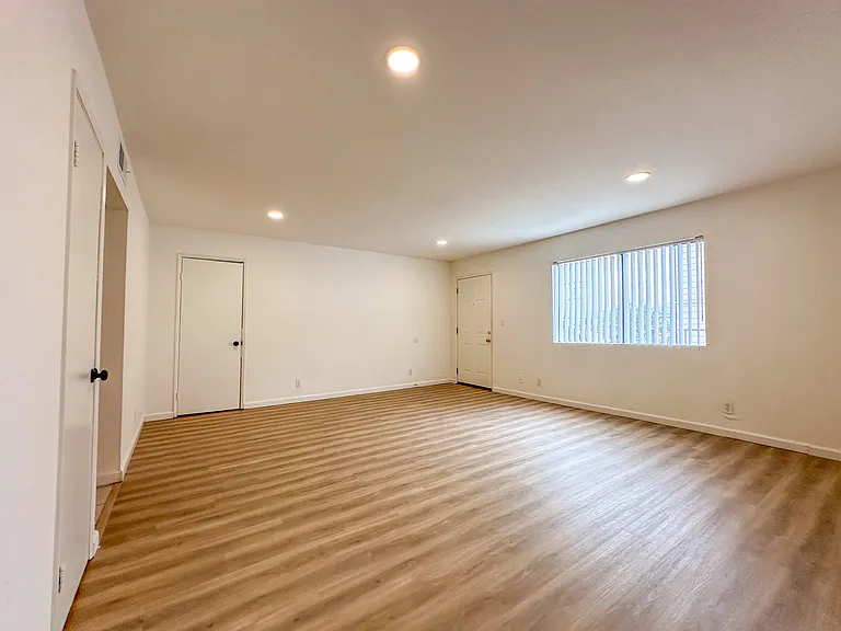 606 E Santa Anita Ave #B — Photo 6
