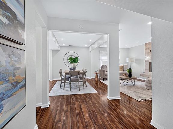 2nd image of 3905 Landvale Rd