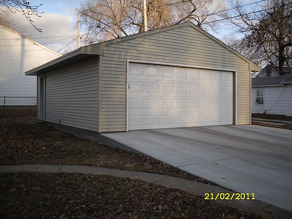 Garage New in 2010