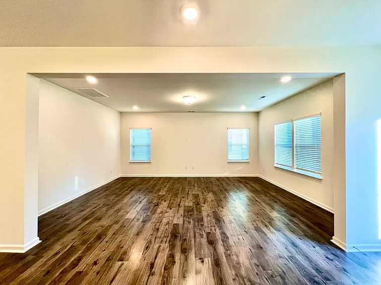 1156 Scotch Meadows Loop — Photo 8