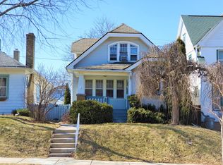 1425 S 77th St #1427, Milwaukee, WI 53214