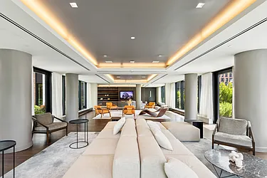 Rented by R New York