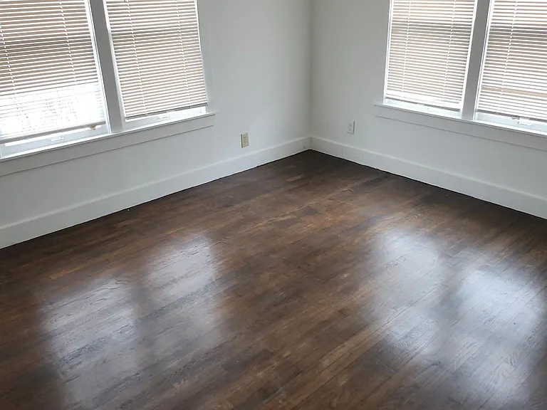 127 Motel Dr — Photo 18