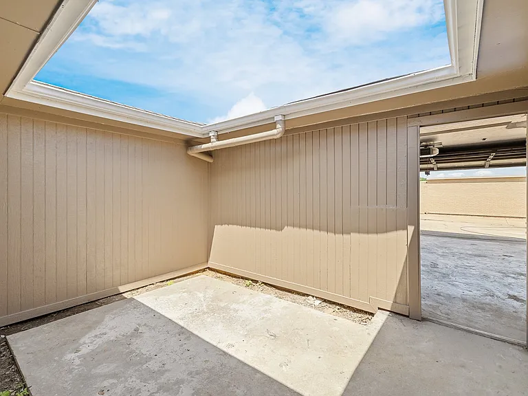 3352 Lanarc Dr — Photo 30