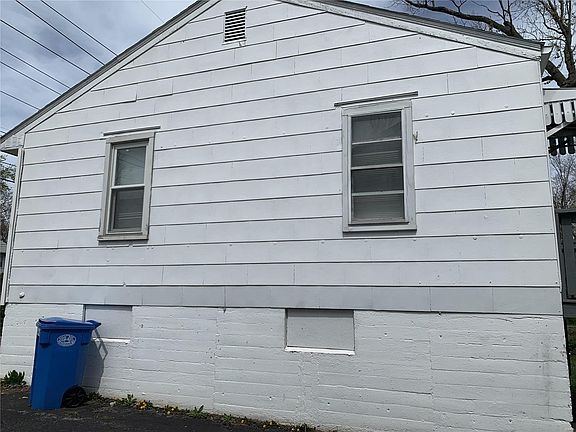 4th image of 6318 Evergreen Blvd