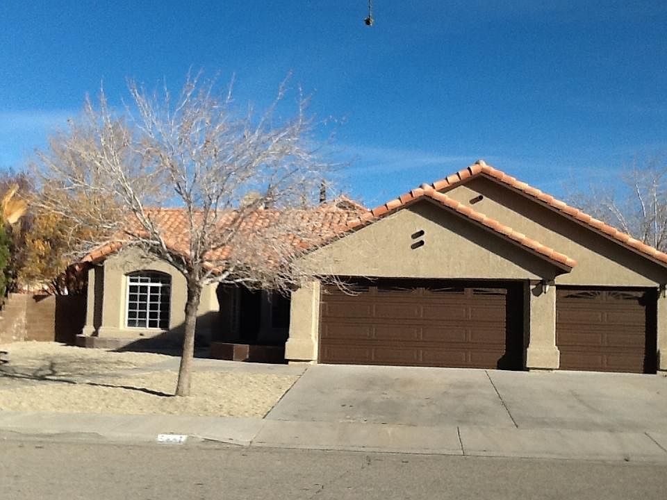 2nd image of 5847 Blue Sage Dr