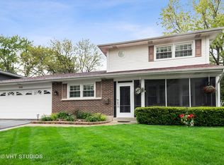 606 W Noyes St, Arlington Heights, IL 60005