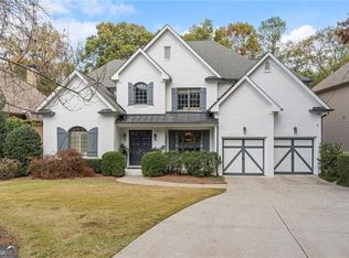 90 Spruell Springs Rd, Sandy Springs, GA 30342