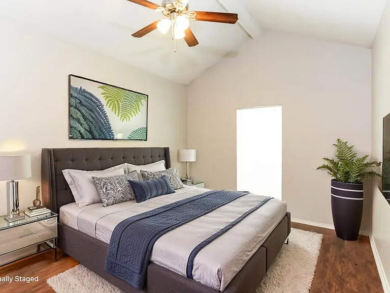704 Brookhaven Dr — Photo 10