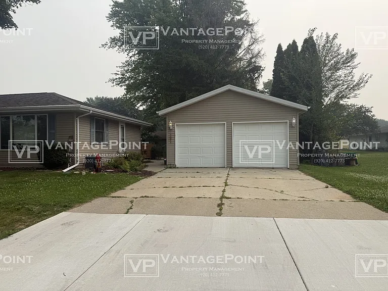 1065 Debra St — Photo 20