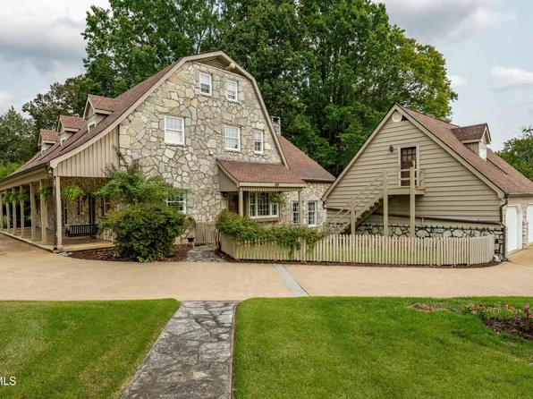 7 Llewellyn Wood, Johnson City, TN 37601