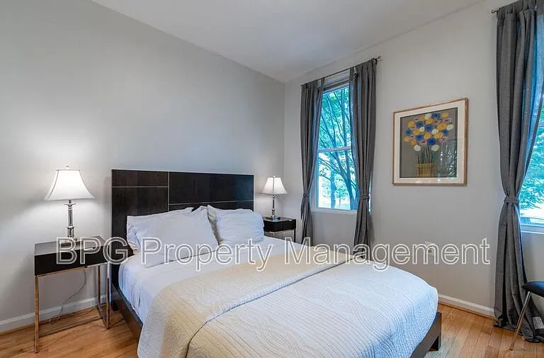 1512 10th St NW #1 — Photo 13