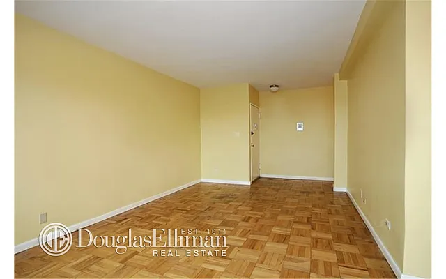 Sold by Douglas Elliman | media 14