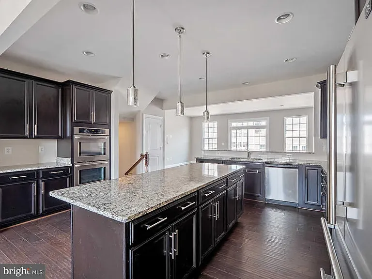 10715 Caledonia Meadow Dr — Photo 25