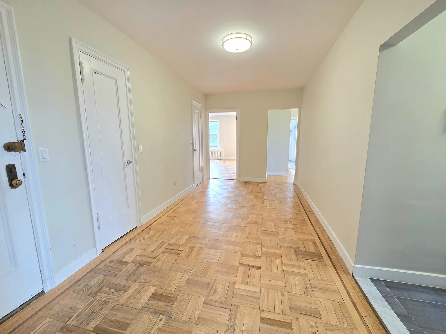 3900 Greystone Avenue — Photo 3