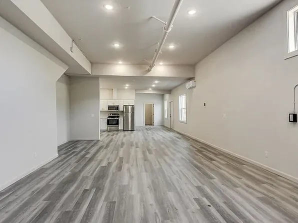 3651 Martin Luther King Jr Way, Oakland, CA 94609