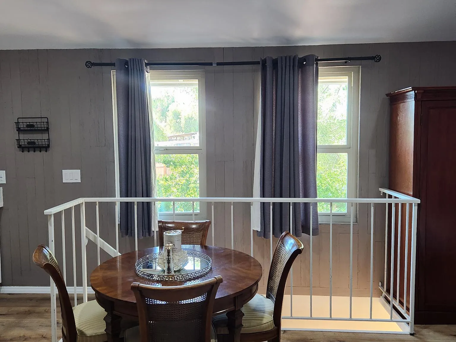 E Avenida De Los Arboles, Thousand Oaks — Photo 4