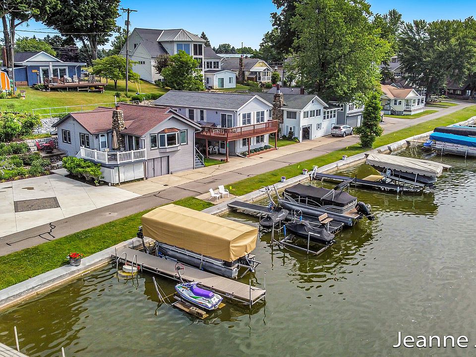 6458 Lakeshore Dr #53, Saranac, MI 48881 | Zillow