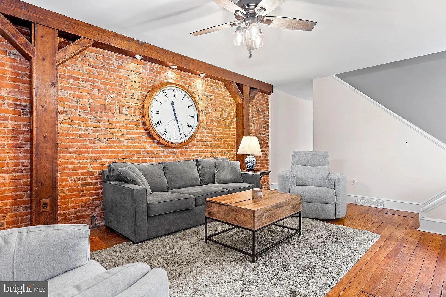 2 bed, 1150 sqft, $2,400 — Photo 4