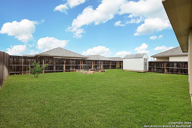 325 Colbert Ferry — Photo 17