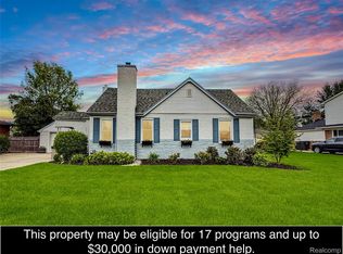 22019 Violet St, Saint Clair Shores, MI