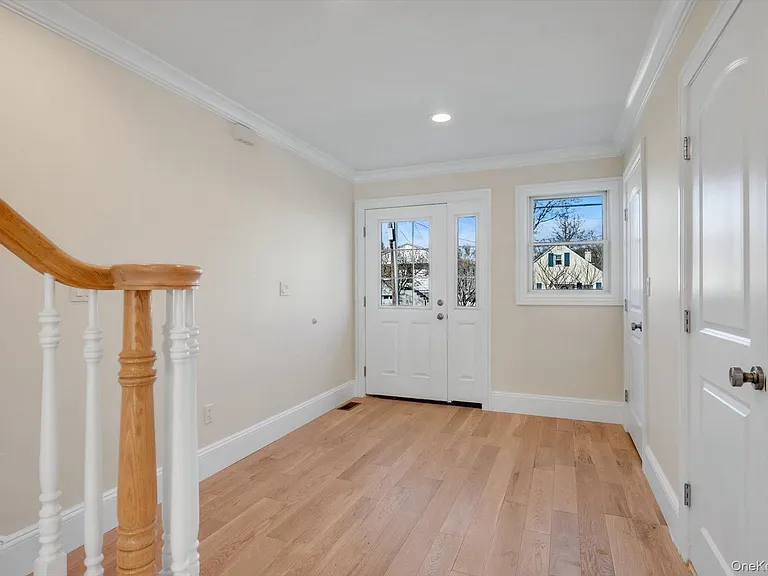 68 Edgewood Rd #B — Photo 4