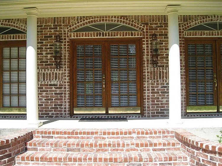 1802 Juniper Ln — Photo 2