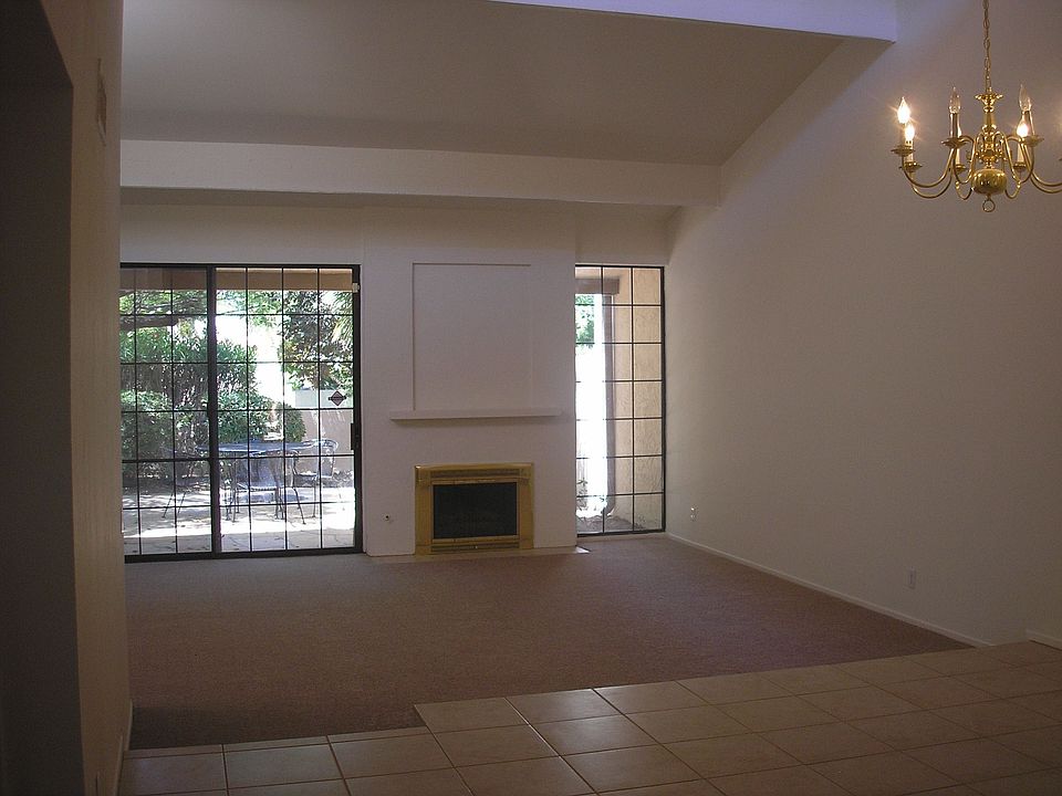 2nd image of 58 W Tam Oshanter Dr
