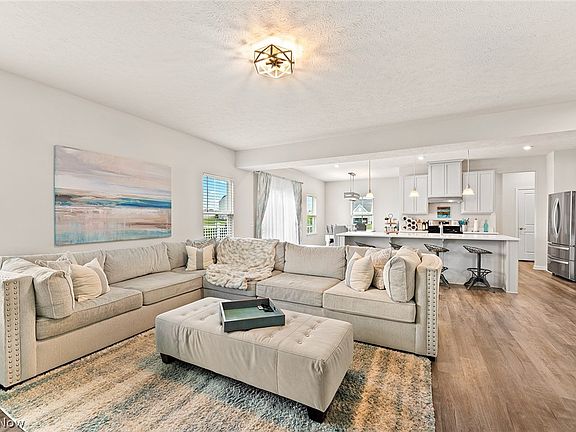 4th image of 7181 Stonegate Cir NE