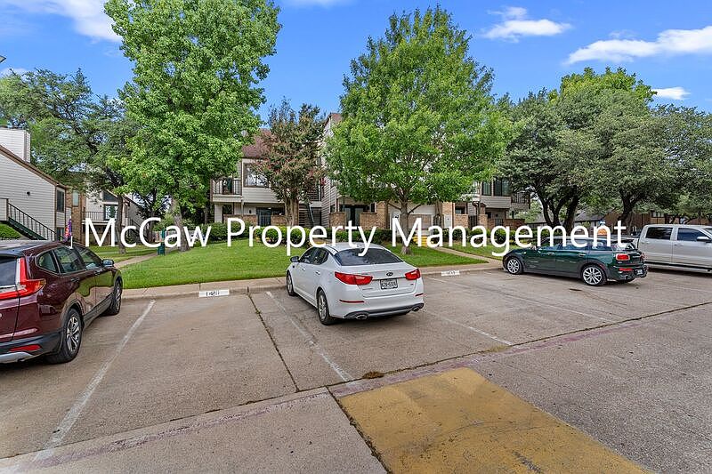 Arlington Oaks Condominiums Apartment Rentals Arlington, TX Zillow